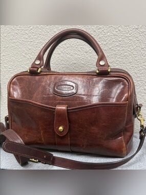 Oroton Chestnut Brown Leather Bag with Gold Tone Hardware